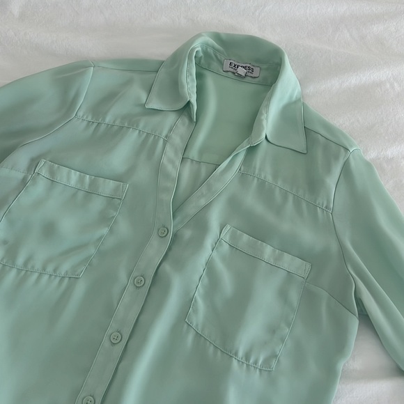 Mint Express Portofino Button-Up Blouse - Picture 2 of 5